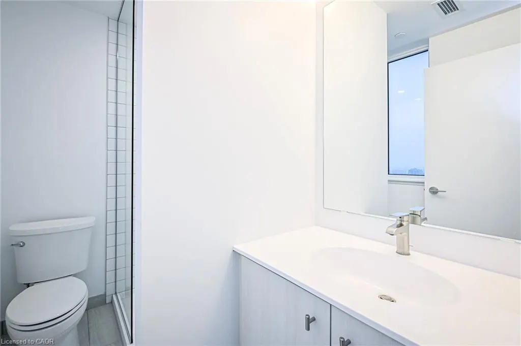 15 Wellington Street S, #2302