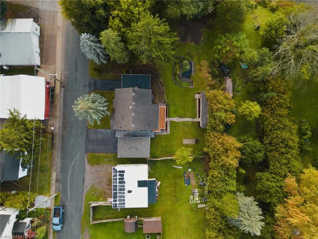12 Scheifele Place