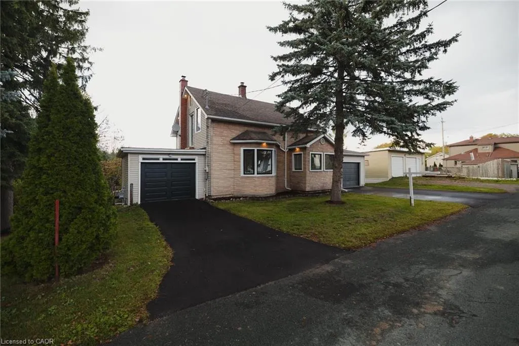 12 Scheifele Place