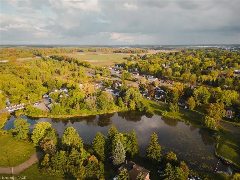12 Scheifele Place