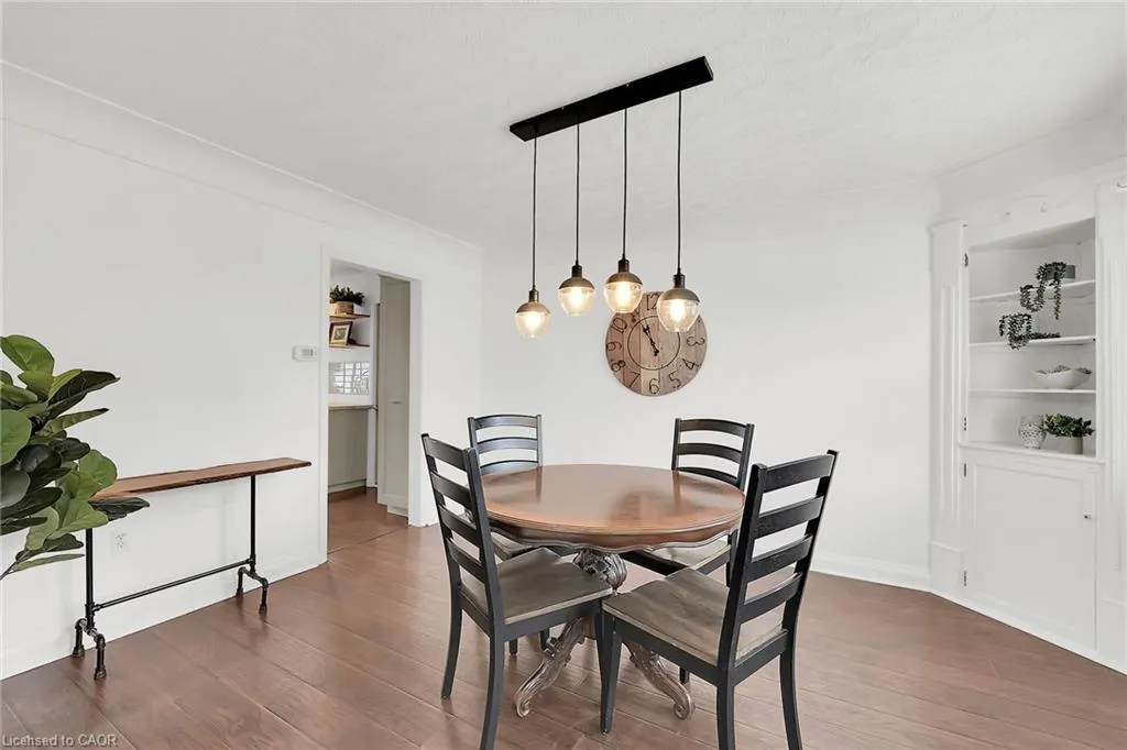 5124 Canborough Road