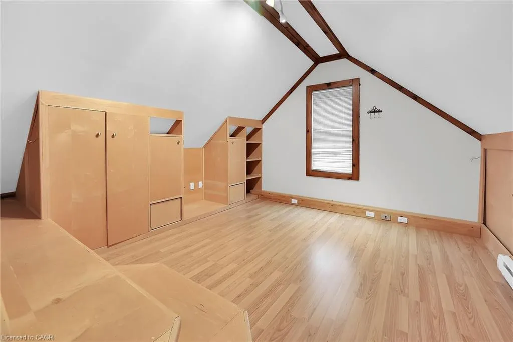 5124 Canborough Road
