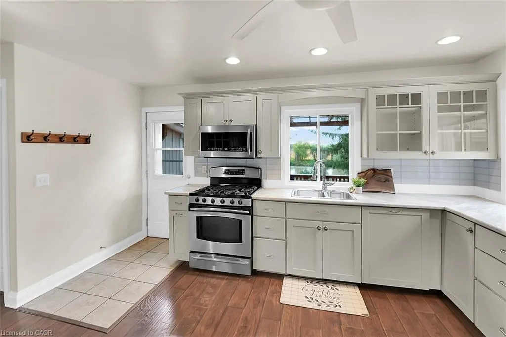 5124 Canborough Road