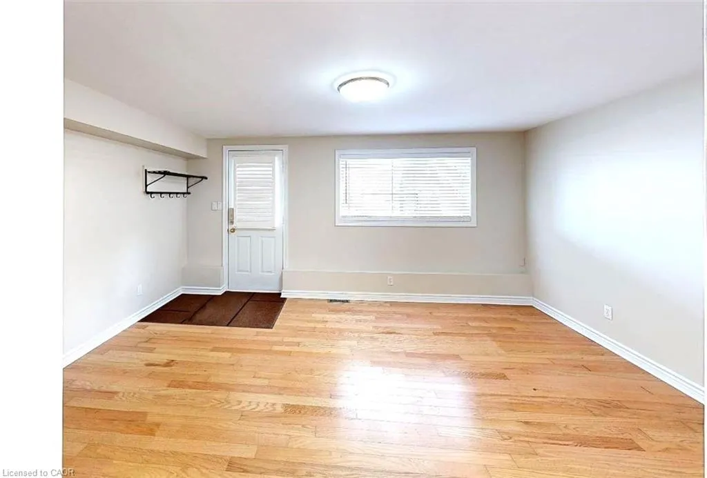119 Main Street W, #B
