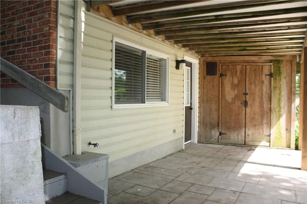 119 Main Street W, #B