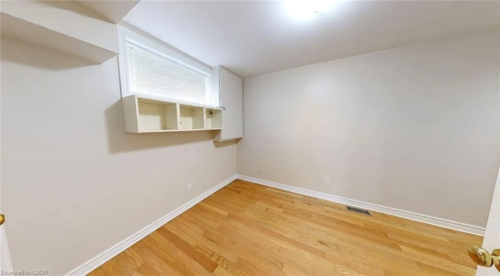 119 Main Street W, #B