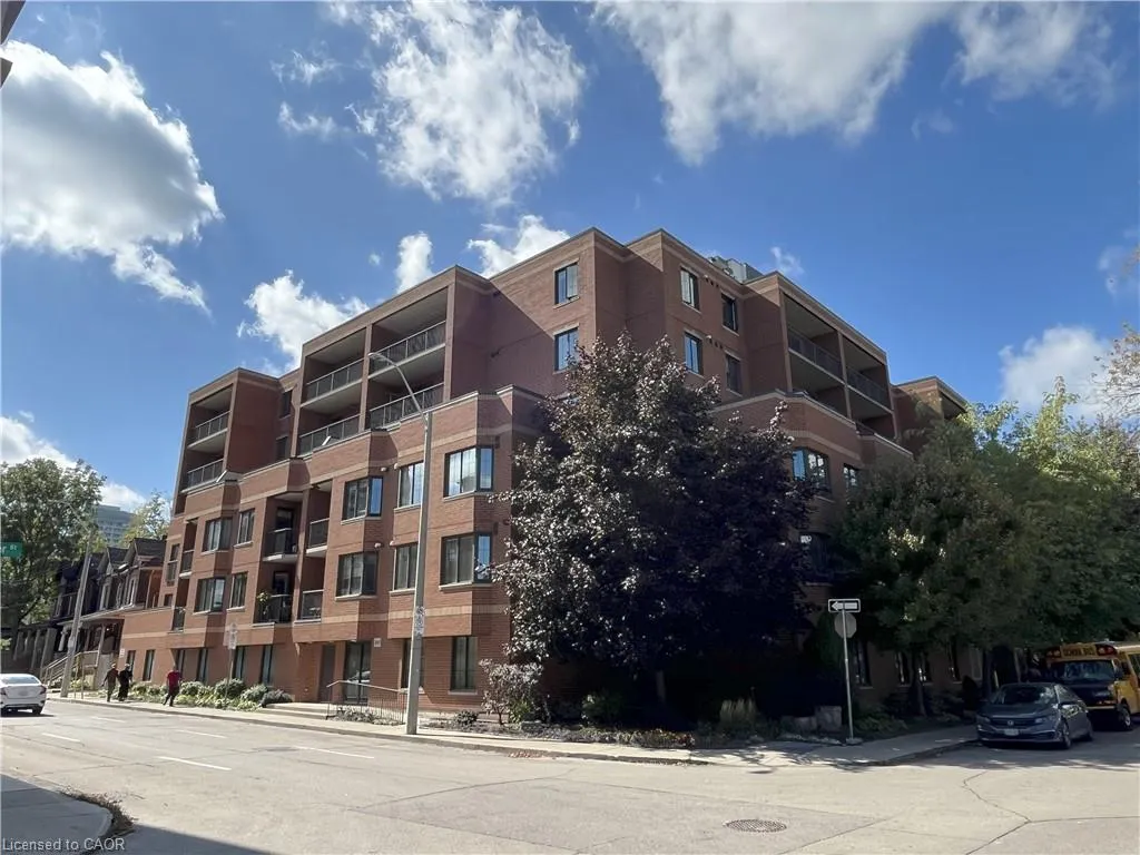 47 Caroline Street N, #509