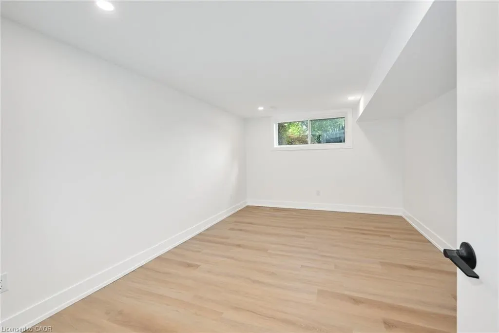 162 Stone Church Road E