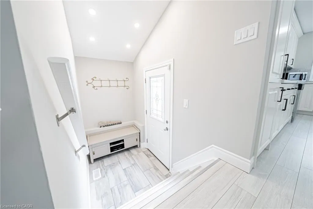 12 Quinlan Court
