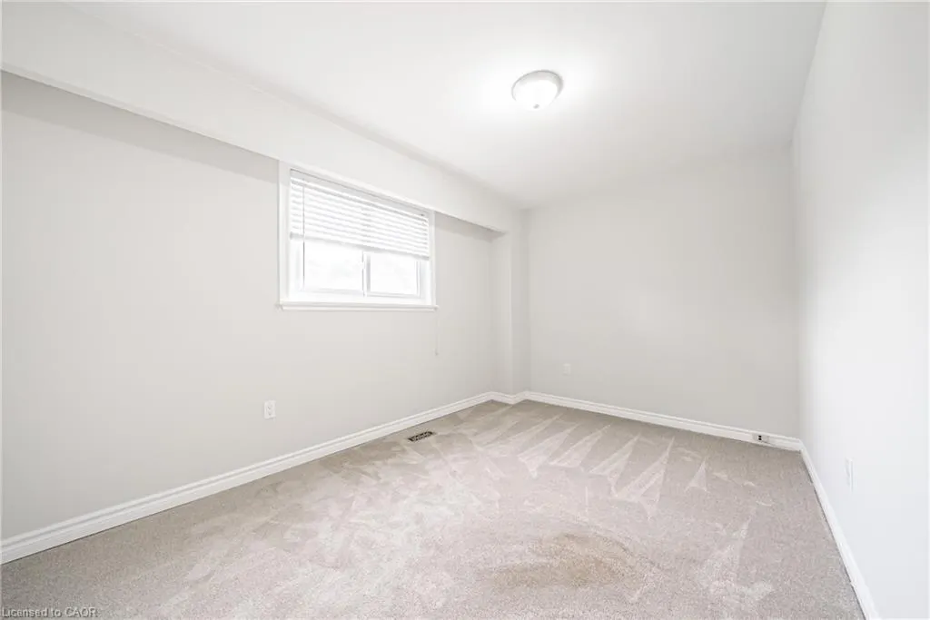 12 Quinlan Court