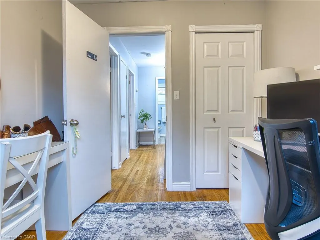 18 Prince Paul Crescent