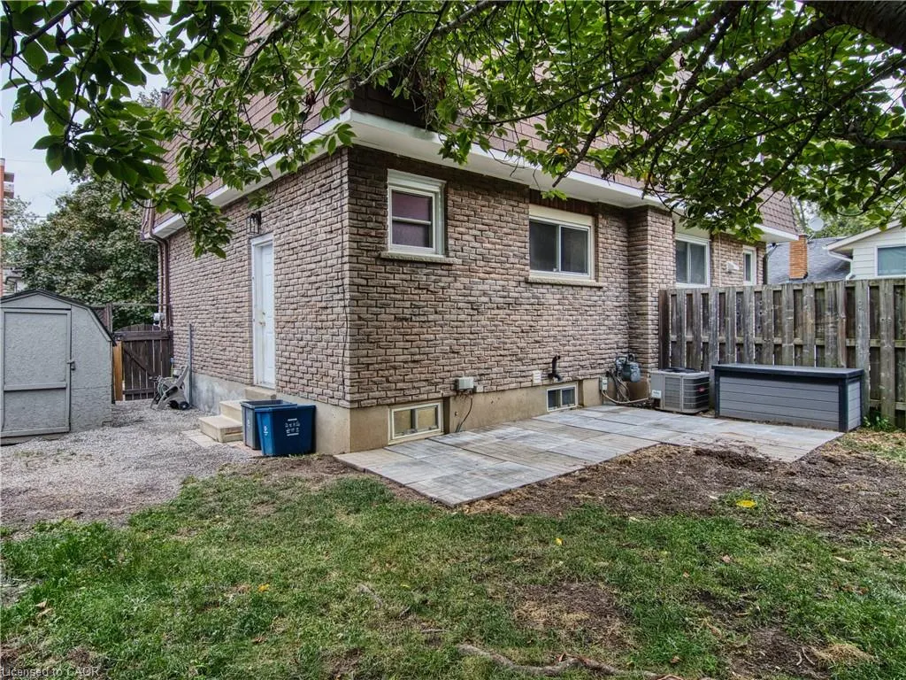 18 Prince Paul Crescent