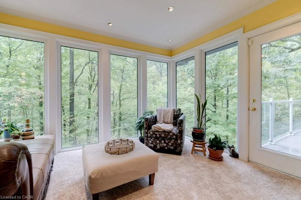 59 Park Road S