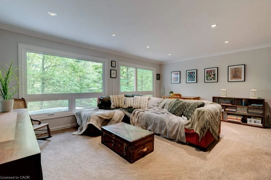 59 Park Road S