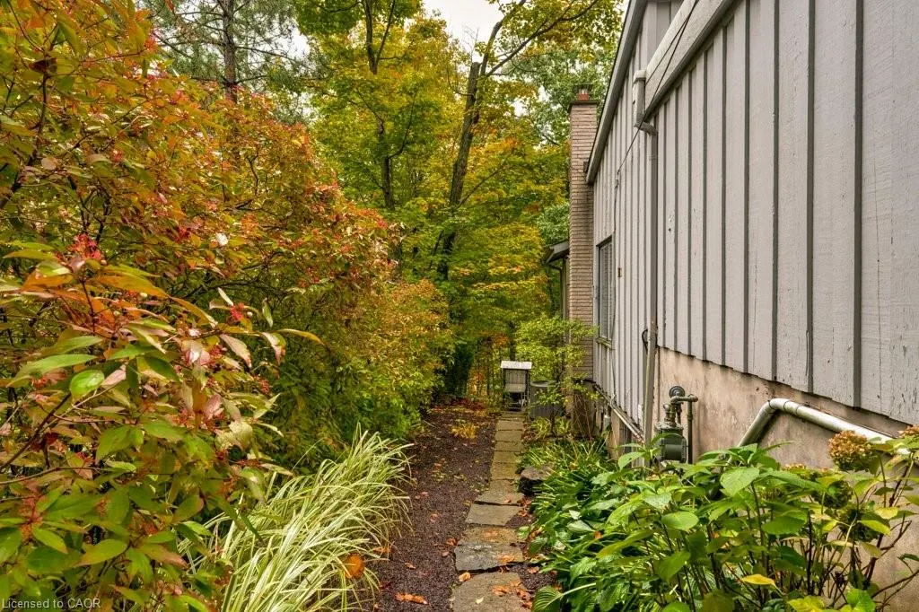59 Park Road S