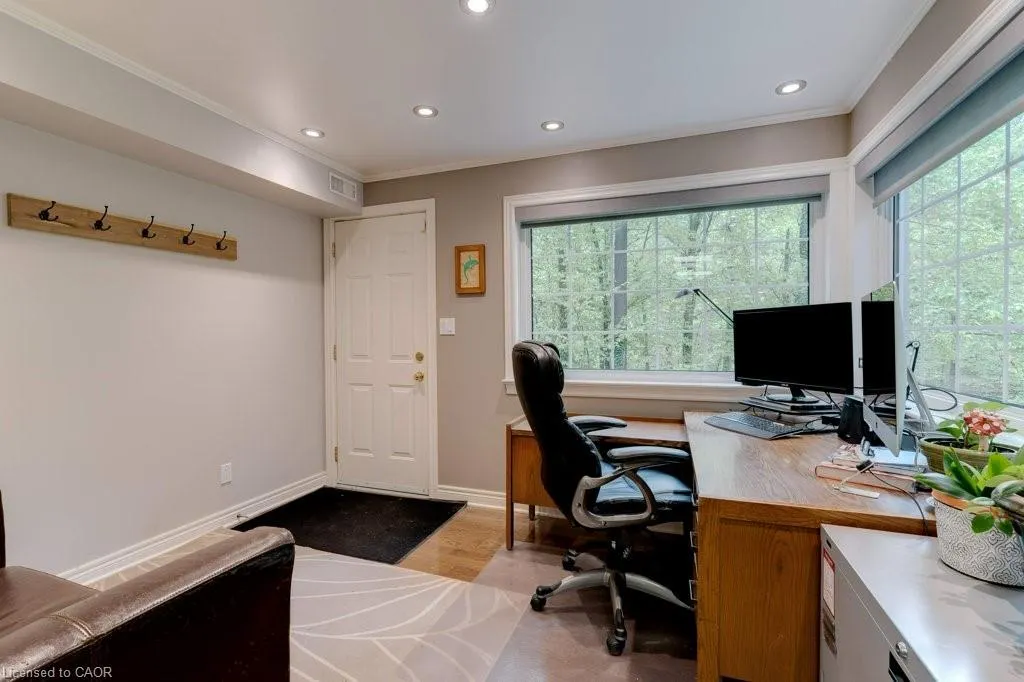 59 Park Road S