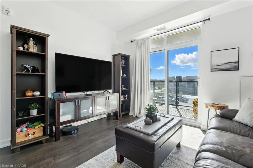 125 Shoreview Place Place, #338