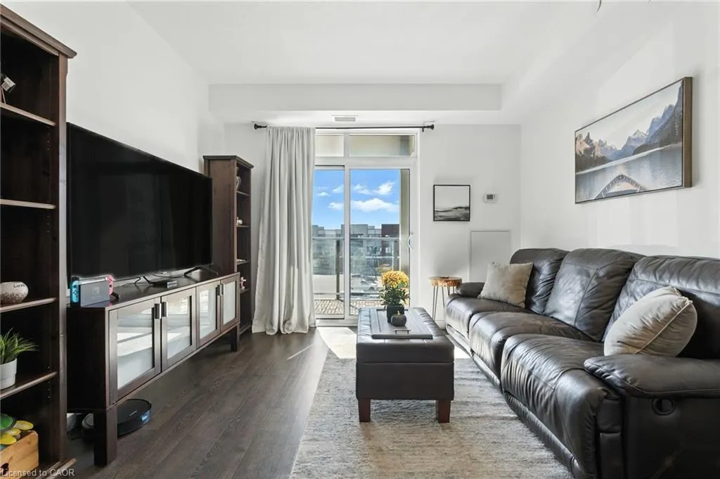 125 Shoreview Place Place, #338