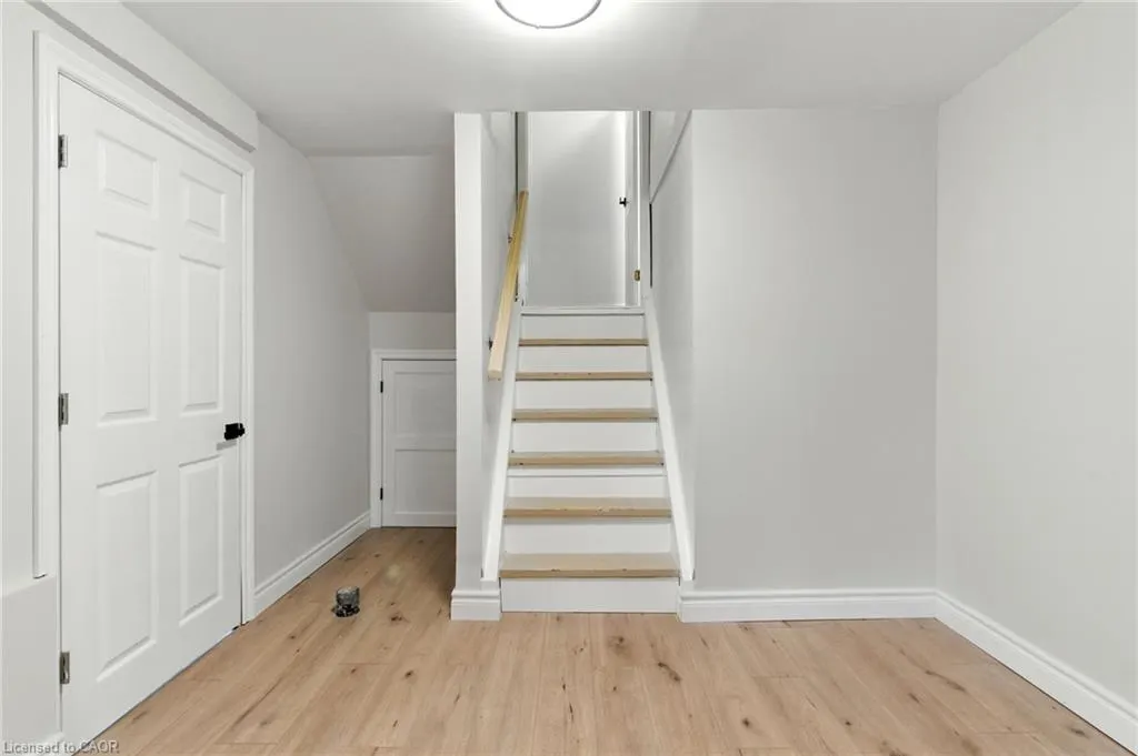 1423 Thornton Road