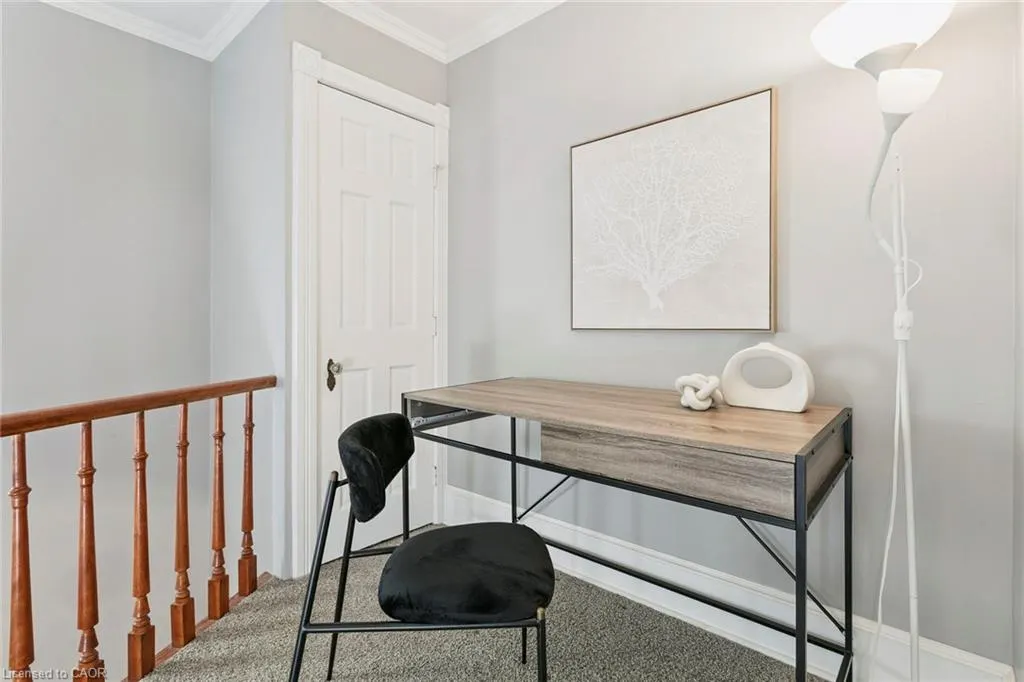 132 Queen Street W