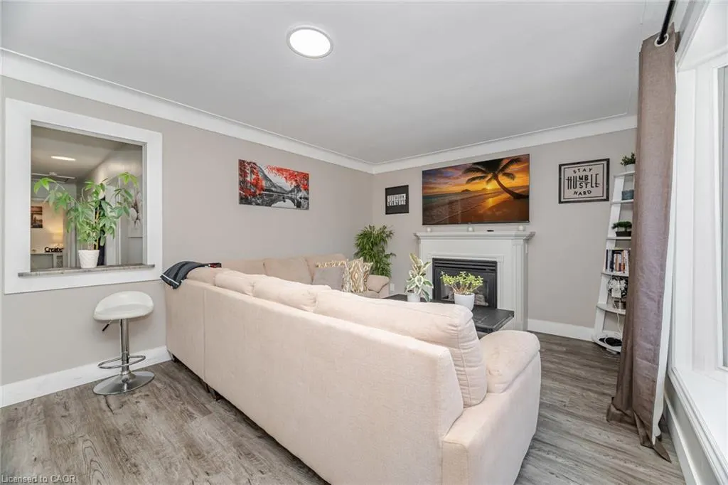 77 Fairview Road