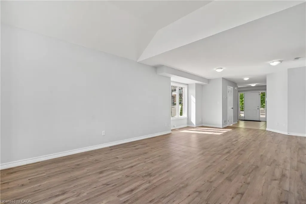 420 Avens Street