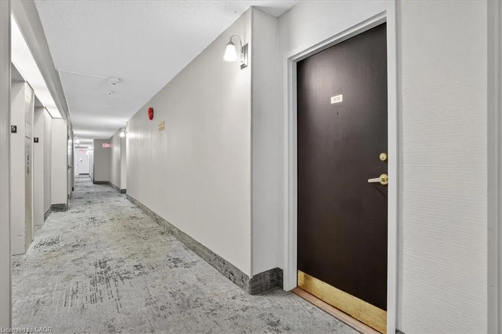 3227 King Street E, #506