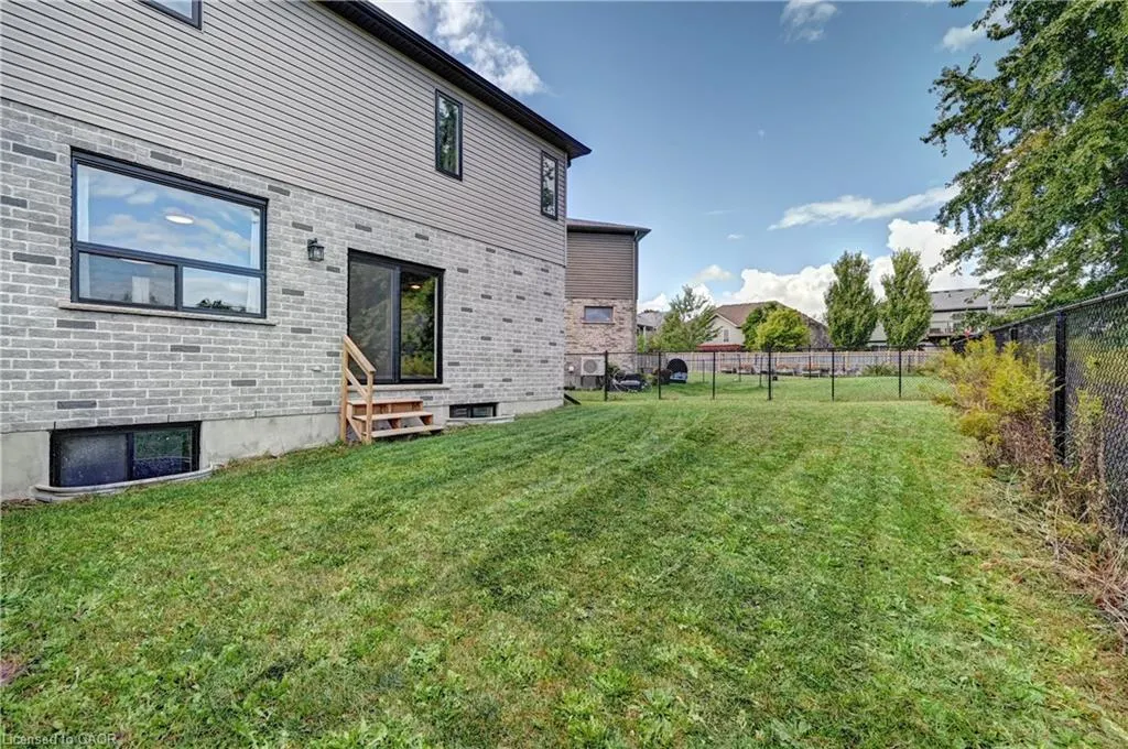 31 Crab Apple Court