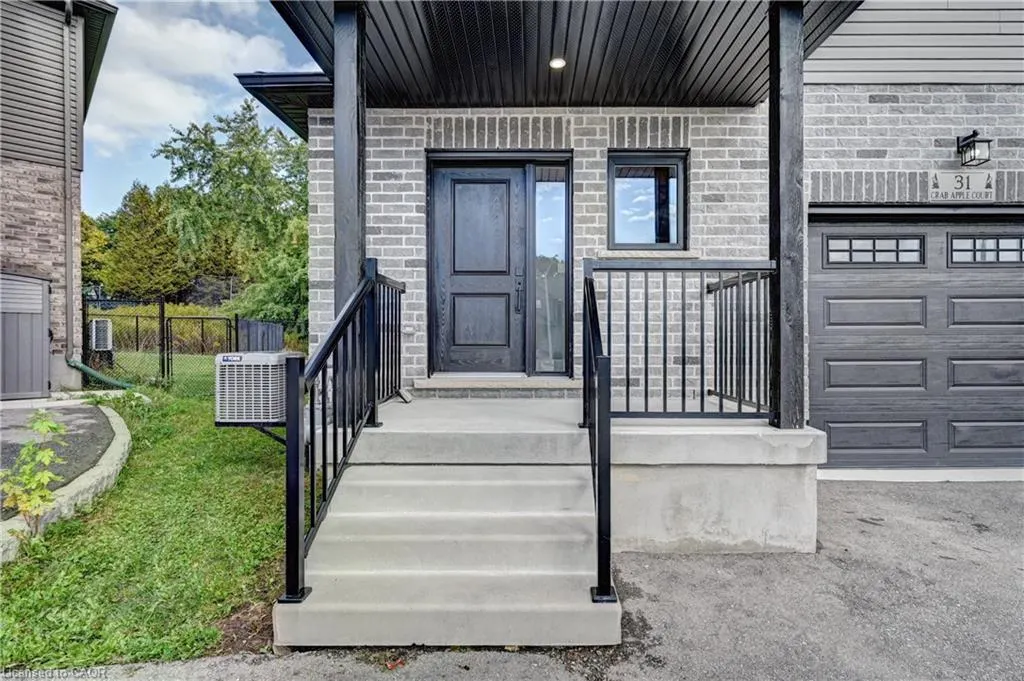 31 Crab Apple Court