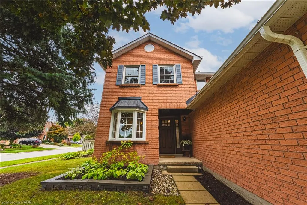 35 Cowan Boulevard