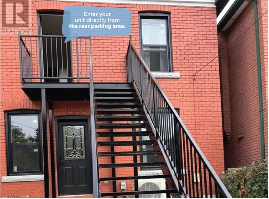 15 Barnesdale Avenue N, #3