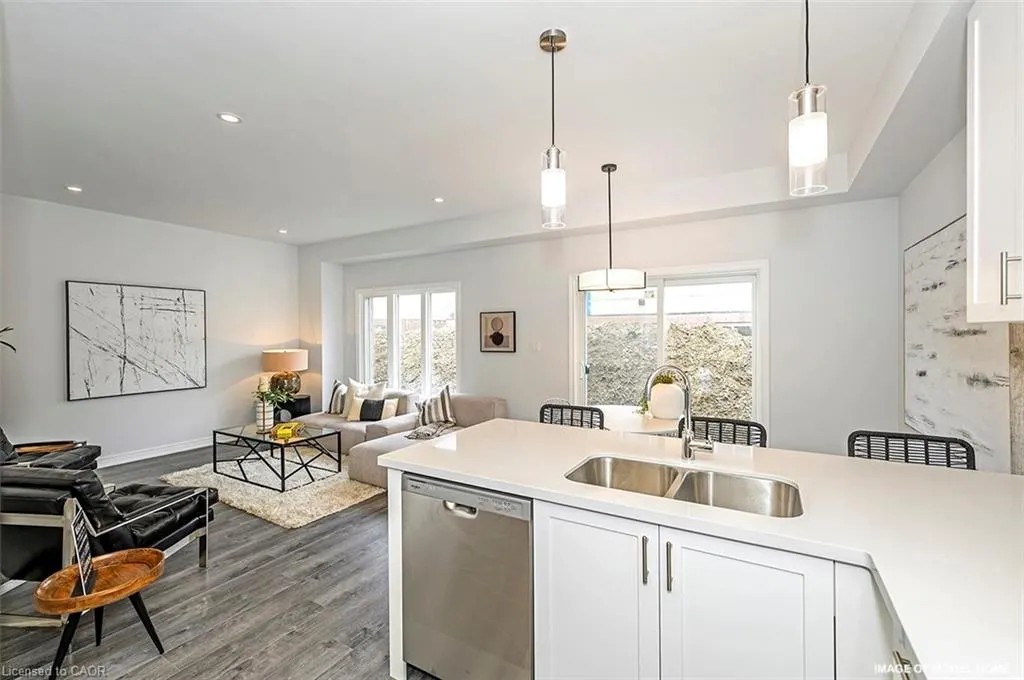 205 Thames Way, #29