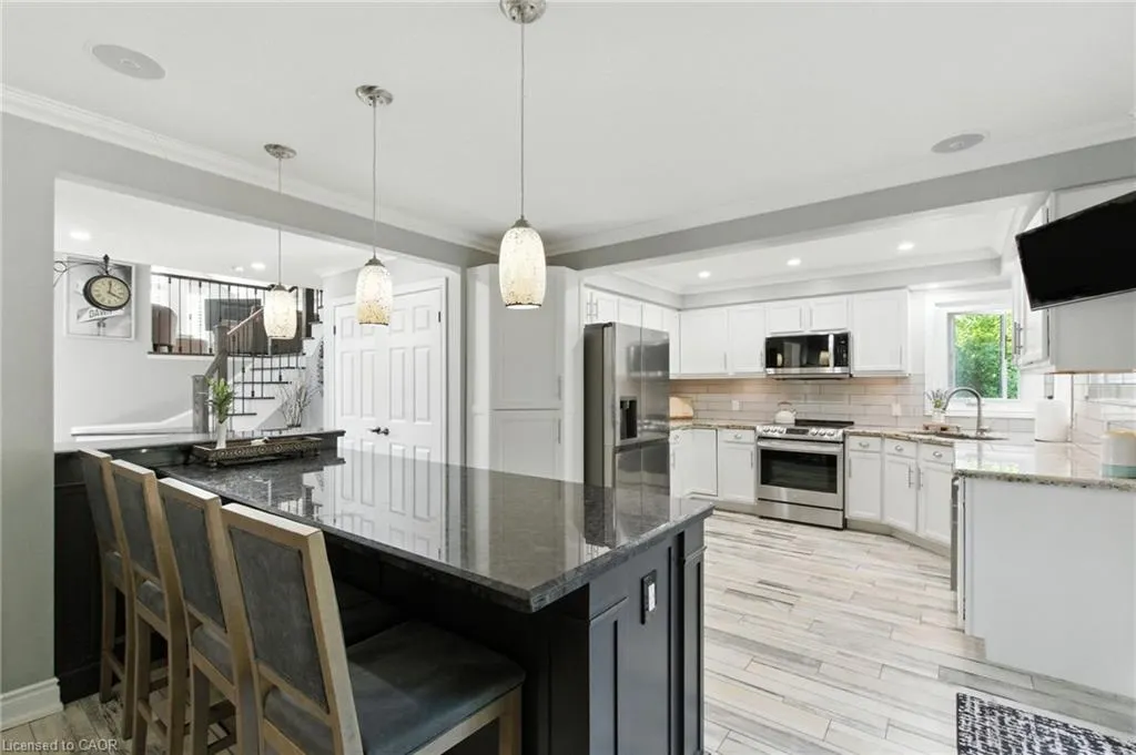 36 Pinecreek Road