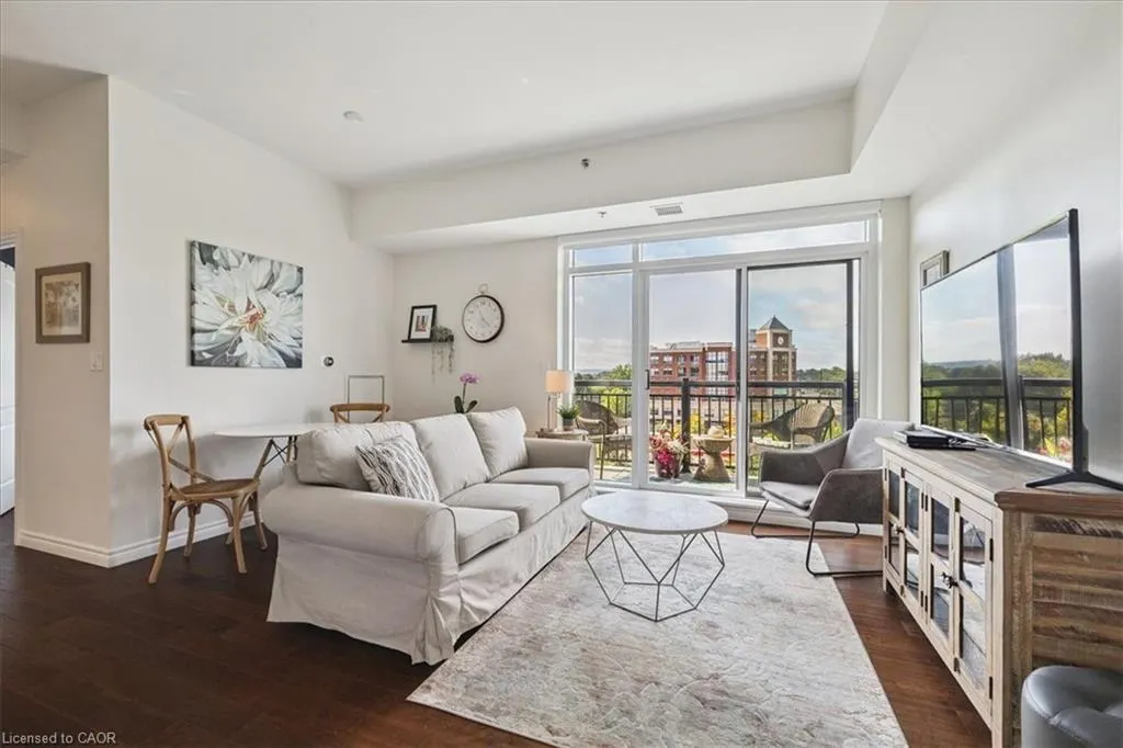 34 Plains Road E, #501