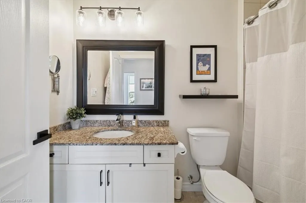 34 Plains Road E, #501