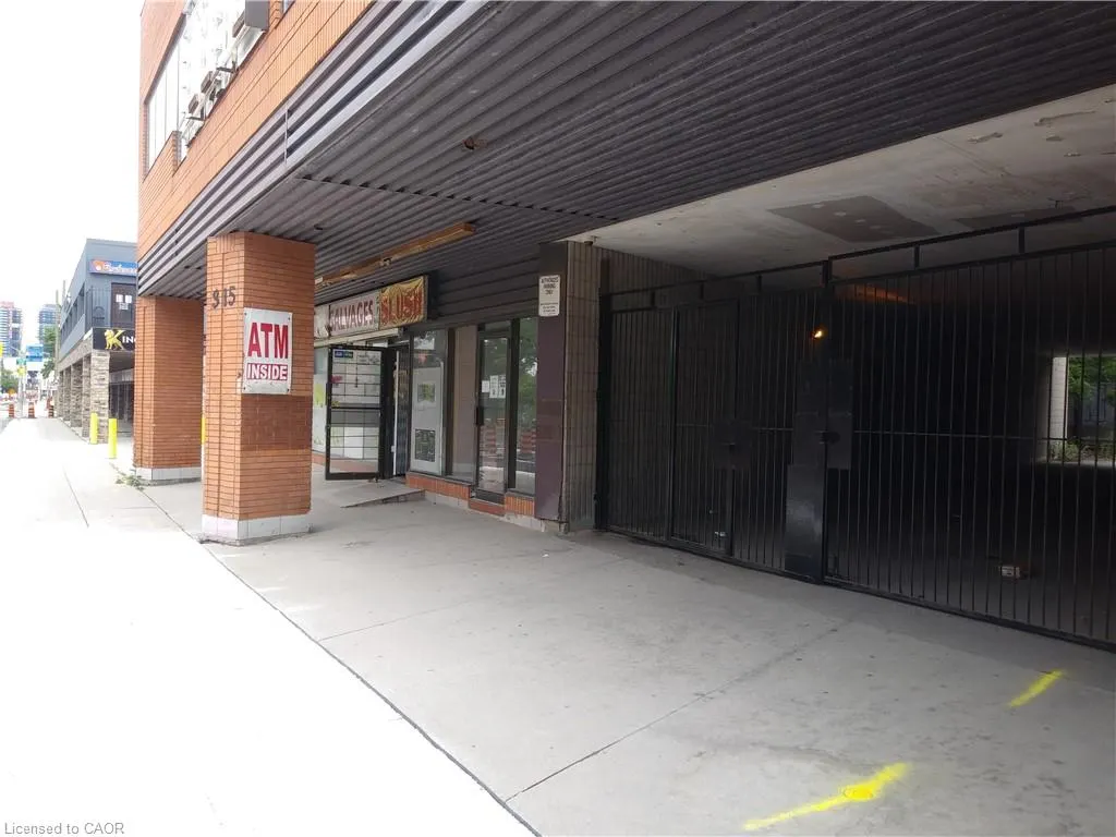 315 York Boulevard