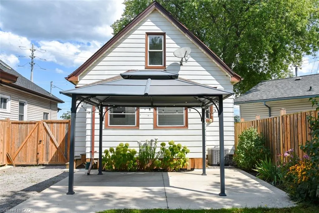 22 Bertram Street