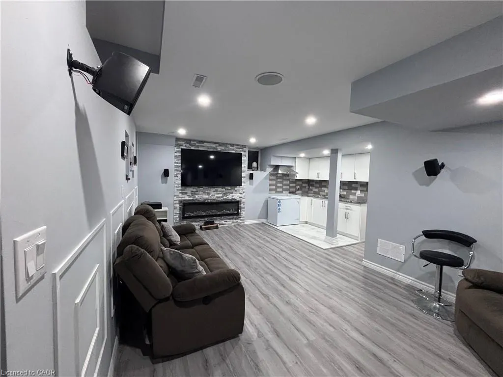 4272 Murvel Avenue, #Lower