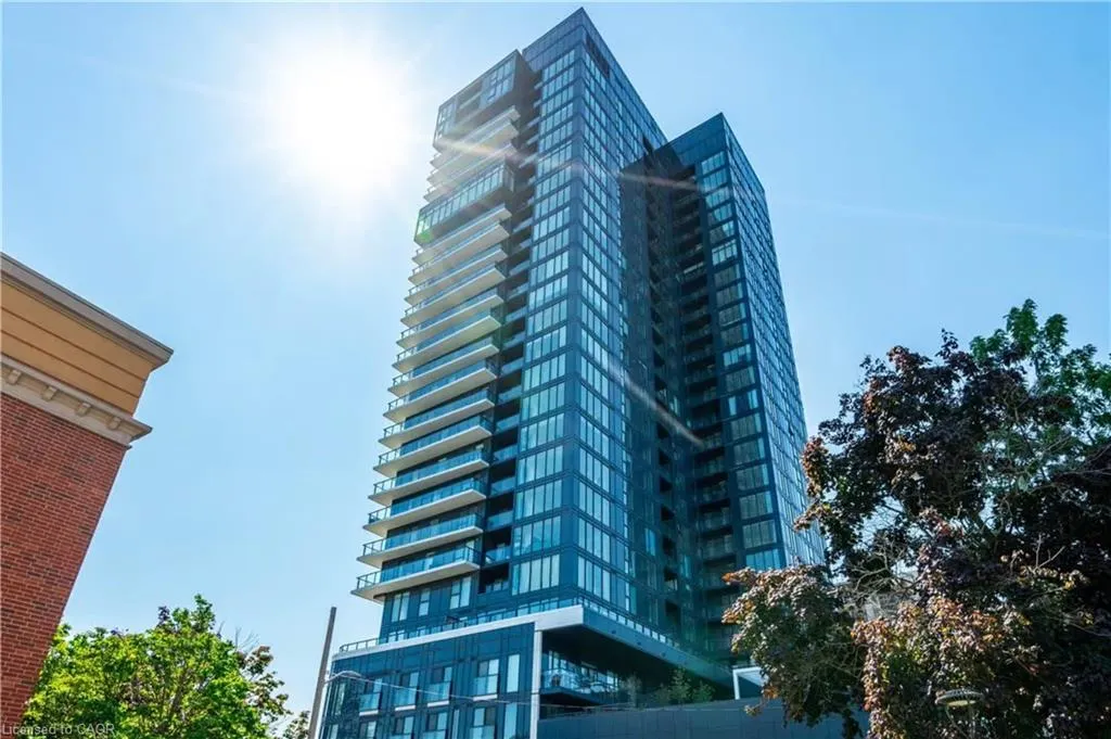 370 Martha Street, #908