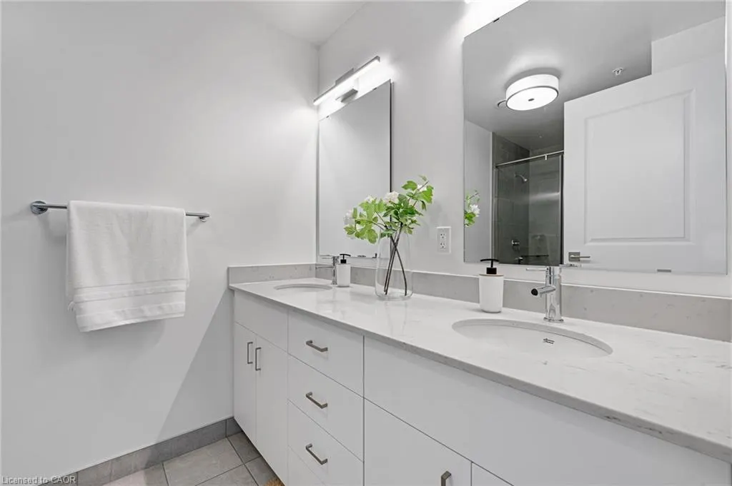 50 Grand Avenue S, #801