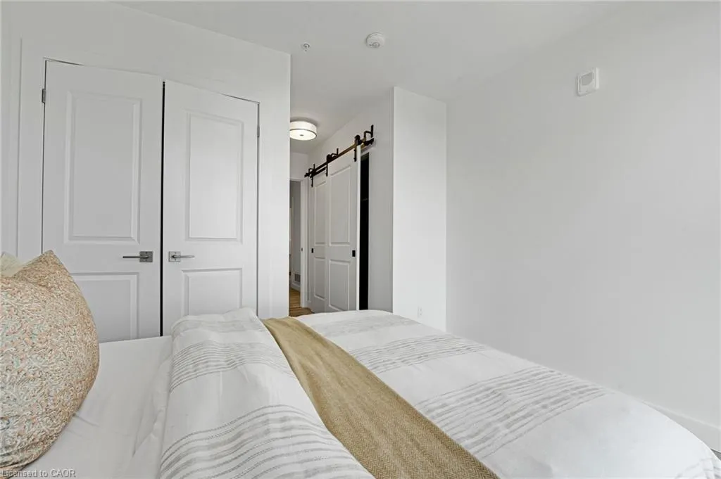 50 Grand Avenue S, #801