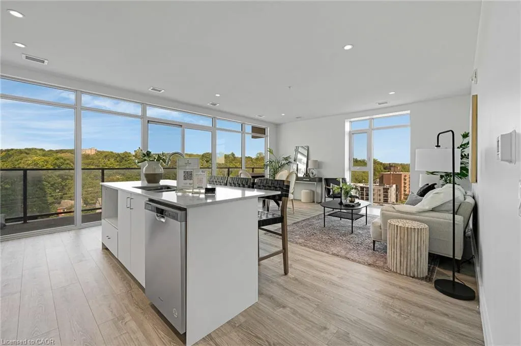 50 Grand Avenue S, #801