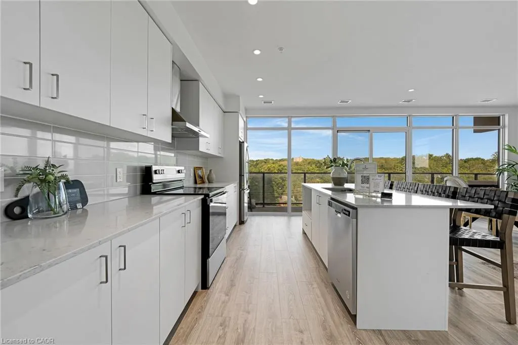 50 Grand Avenue S, #801