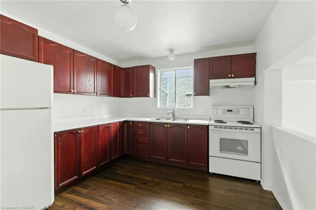 15 Gisele Drive