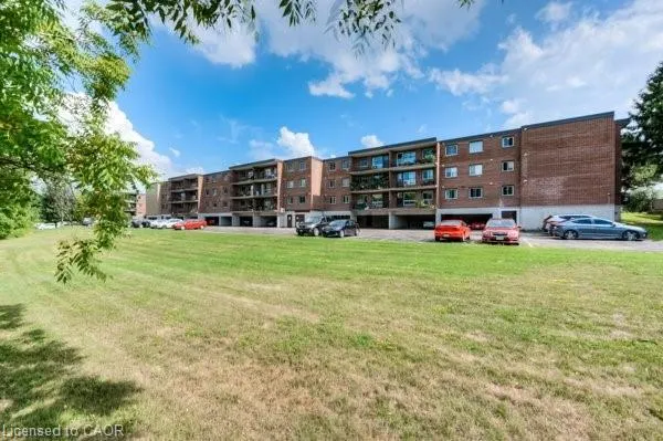 30 Avalon Place, #211