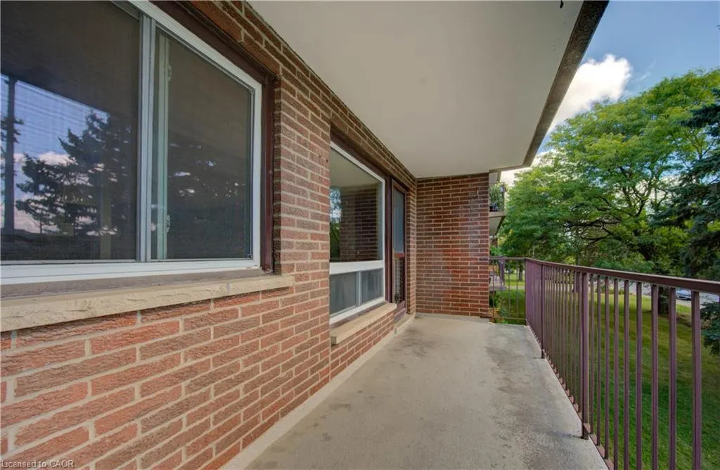 30 Avalon Place, #211