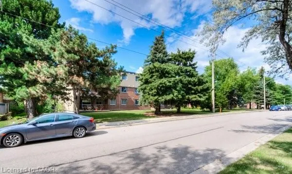 30 Avalon Place, #211
