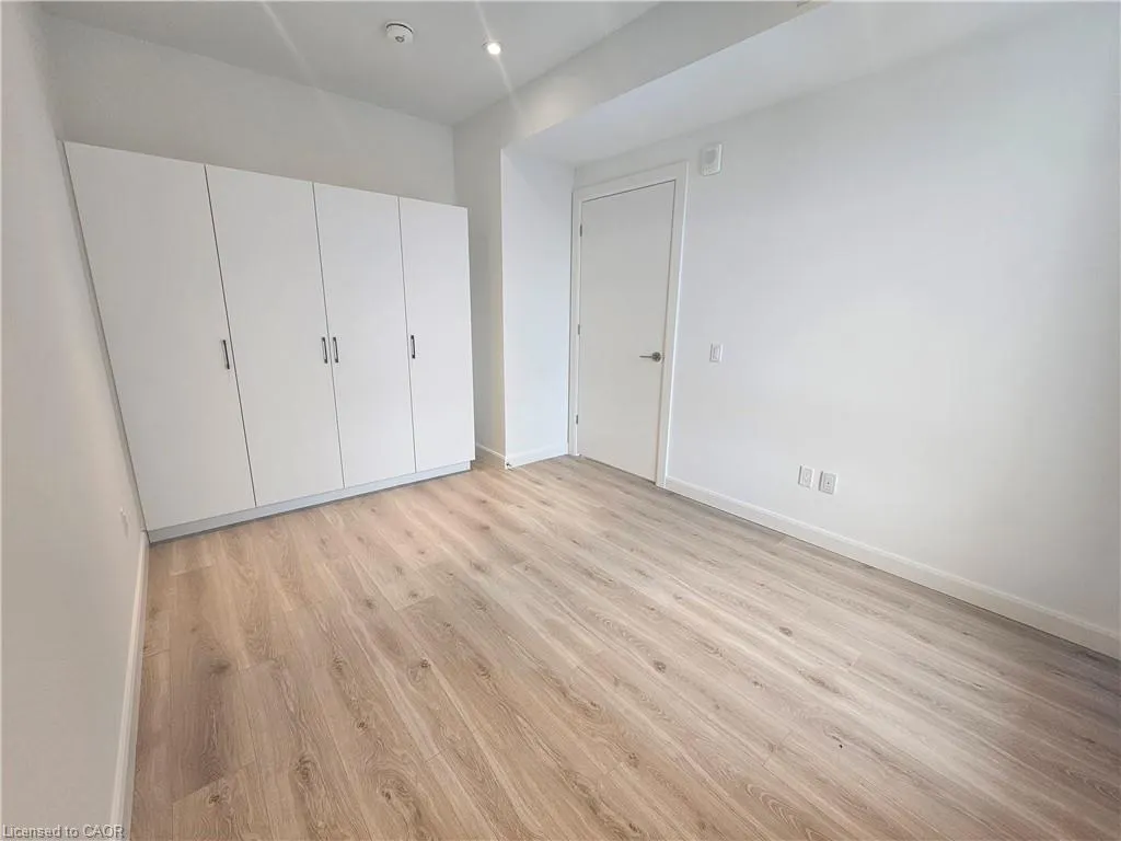 741 King Street W, #1705