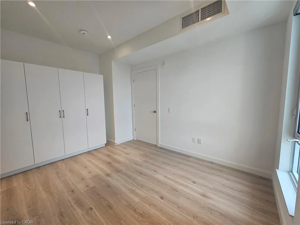 741 King Street W, #1705