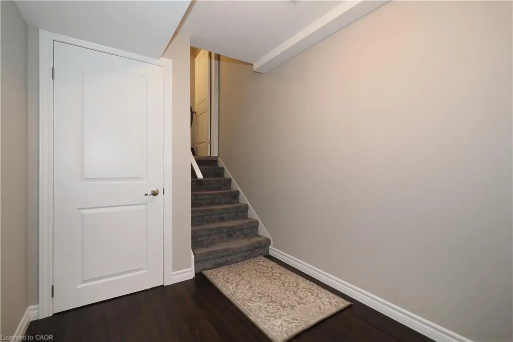 550 Landgren Court